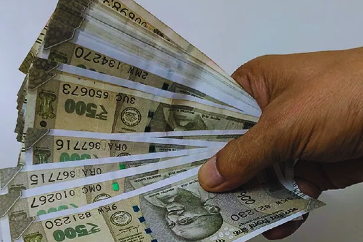 Money Making Tips: ৫ লাখ বিনিয়োগ করুন, ১০ লাখ টাকা পাবেন, এই সরকারি স্কিমে মিলছে ব্যাপক সুযোগ, দেখে নিন খুঁটিনাটি