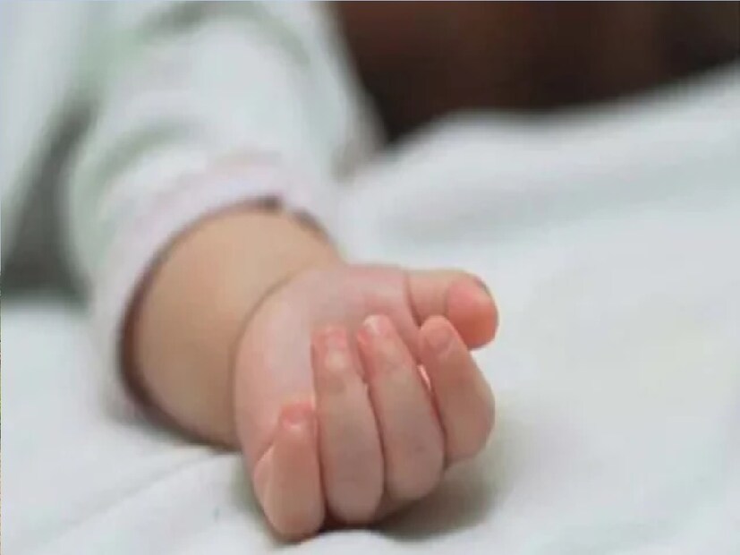 নাম রাখা নিয়ে এমন আইনের নিদানের কথা শুনলে স্বাভাবিক ভাবেই সকলের চোখ কপালে উঠবে। তবে বিশ্বের বিভিন্ন দেশে কয়েকটি নাম রাখা একেবারে বেআইনি। 