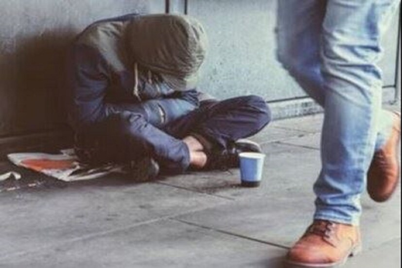 কেন্দ্রীয় সরকারের সামাজিক ন্যায়বিচার এবং স্বশক্তিকরণ মন্ত্রকের পক্ষ থেকে ভারতের দশটি শহরকে ভিক্ষুকমুক্ত করার পাইলট প্রকল্প নেওয়া হয়েছে৷ সেই শহরগুলির অন্যতম ইন্দৌর৷ 