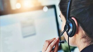 *জানা গিয়েছে, গ্রাহকদের ৩০-২০০ ইউএস ডলার মূল্যের উপহার কার্ড কেনার জন্য জোর করত এই চক্র, যা পরে বিভিন্ন বিক্রেতাদের কাছ থেকে কেটে নিজেদের অ্যাকাউন্টে জমা হত। সংগৃহীত ছবি। 
