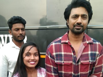 প্রথমবার দেবের সঙ্গে একফ্রেমে