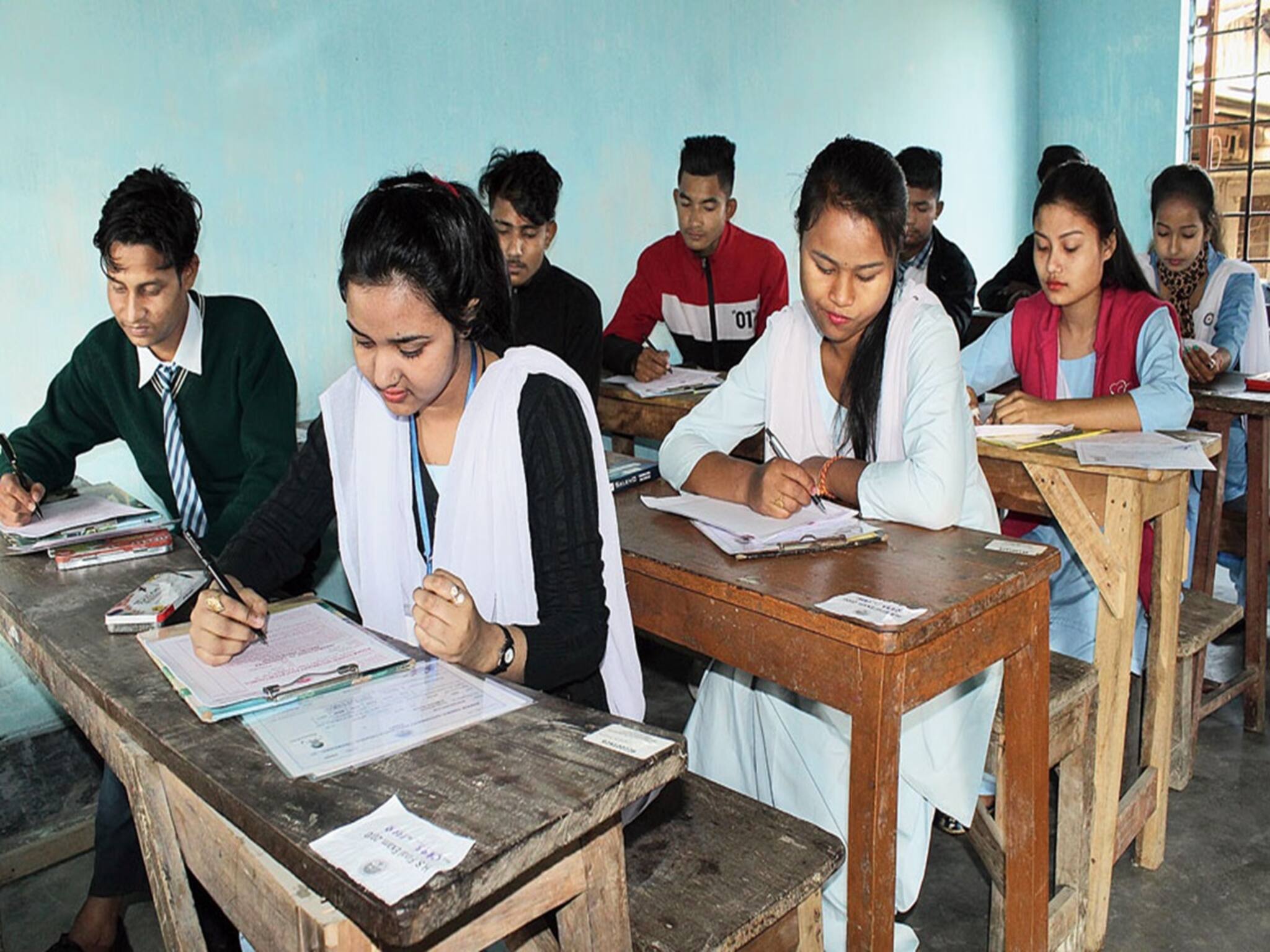 Education news: একাদশ শ্রেণীর প্রথম সেমিস্টারের পরীক্ষার নিয়মে বিরাট পরিবর্তন! ঘোষণা করল সাংসদ