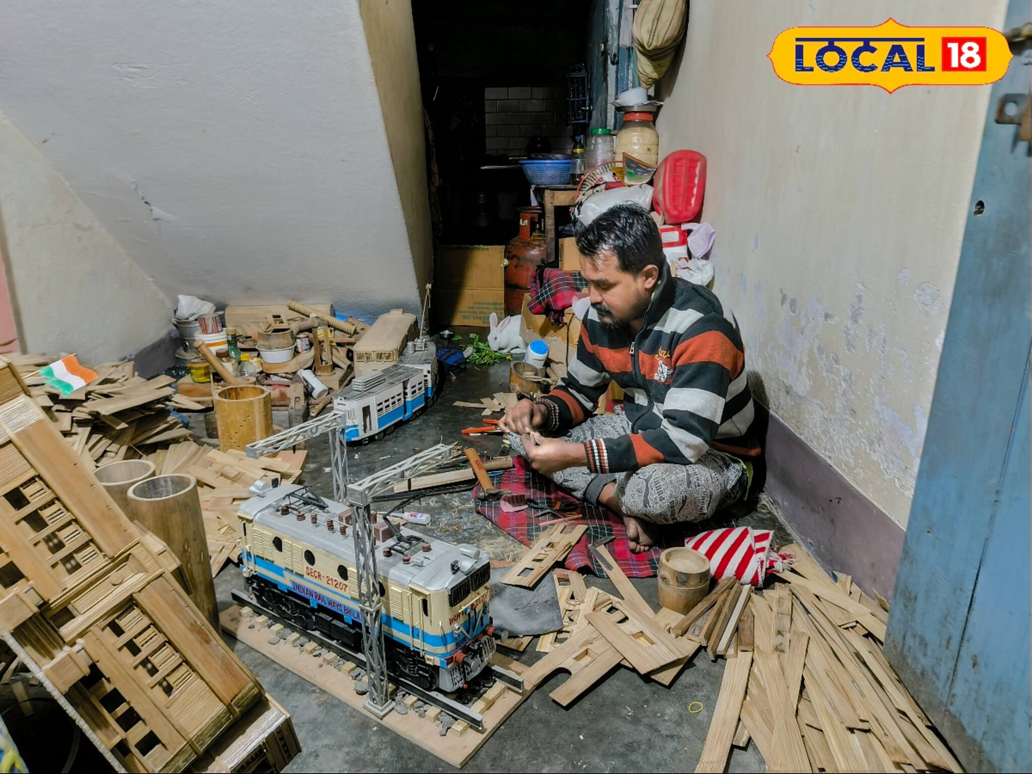 শখের হস্তশিল্প এখন জীবিকা! চন্দননগরের গণেশের বাঁশের কাজ নজর কেড়েছে নেটিজেনদের 