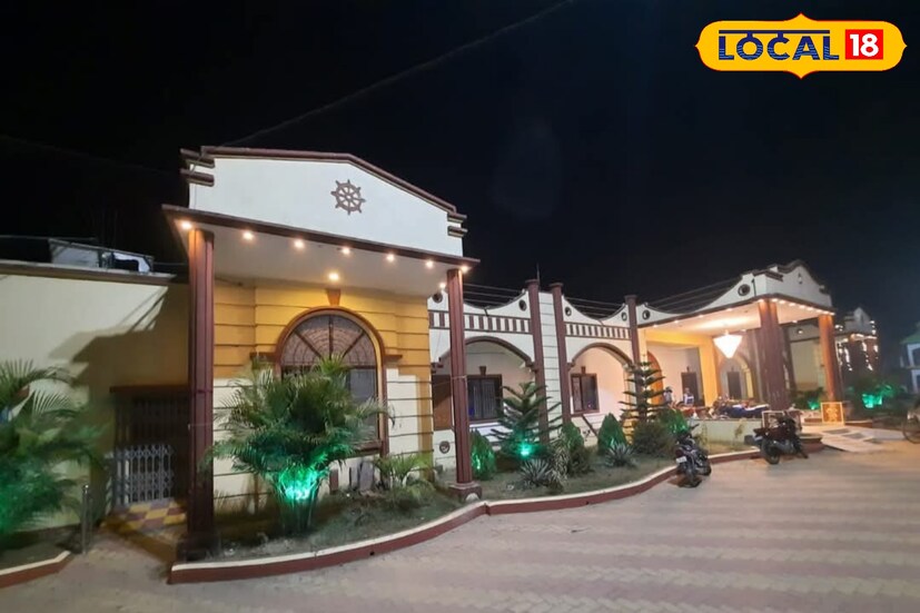 এই পর্যটন কেন্দ্রের মধ্যে রয়েছে, ৫০০ আসন বিশিষ্ট একটি সংস্কৃতি কেন্দ্র, একটি নজর মিনার। একটি মিউজিয়াম, লাইট অ্যান্ড সাউন্ড, মুক্তমঞ্চ, শিশুউদ্যান বায়ো ডাইভার্সিটি পার্ক, কটেজ, অতিথিনিবাস গড়ার পরিকল্পনা। 