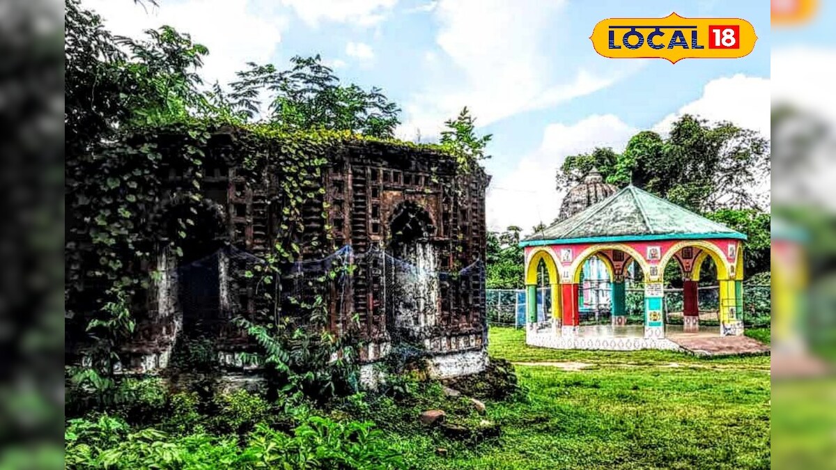 Beautiful Rajbari in excruciating winter