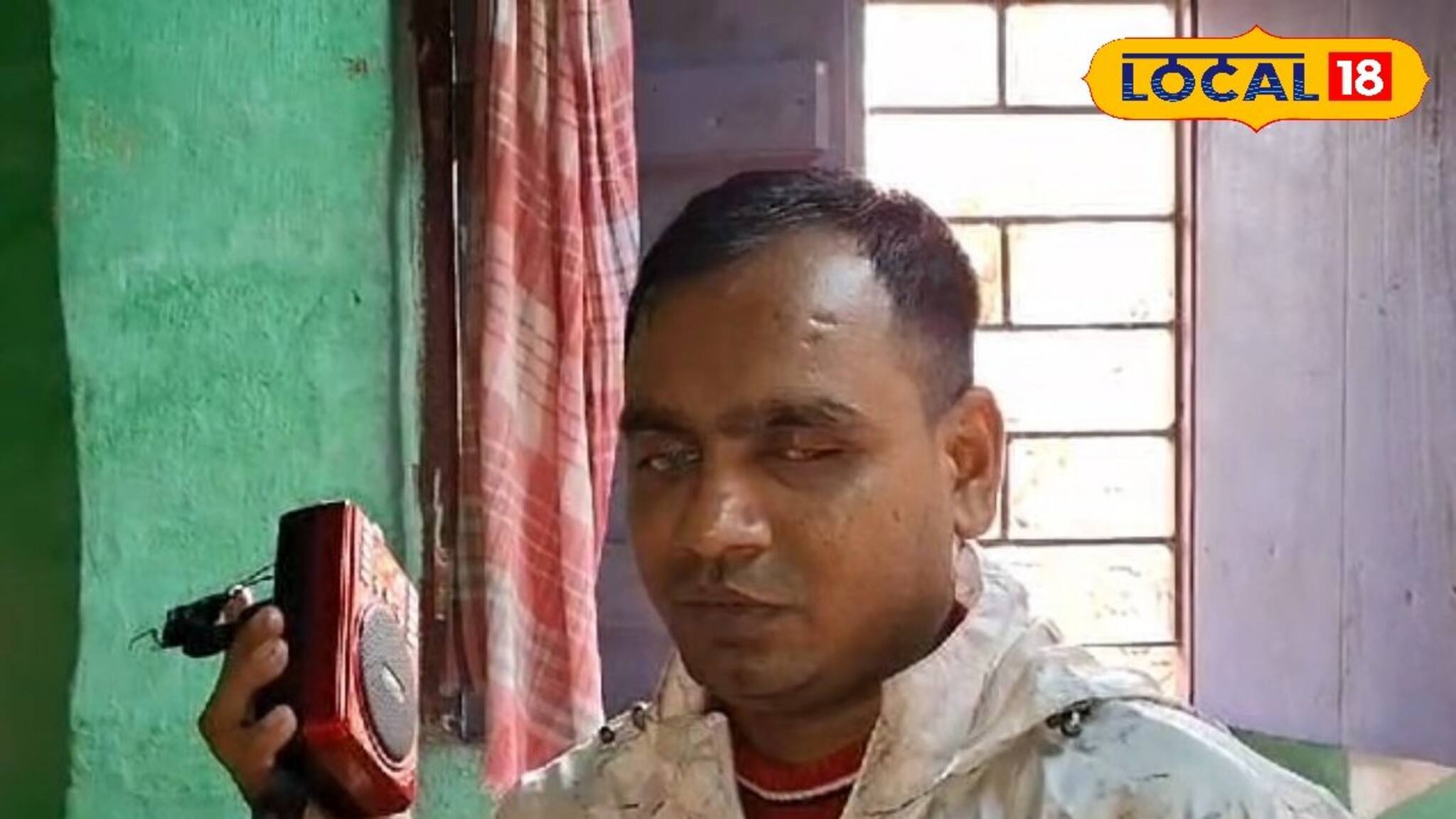 মা পেশায় রাঁধুনি, তাঁর আশৈশব দৃষ্টিহীন সন্তান অভাবকে সঙ্গী করেই এখন গবেষক