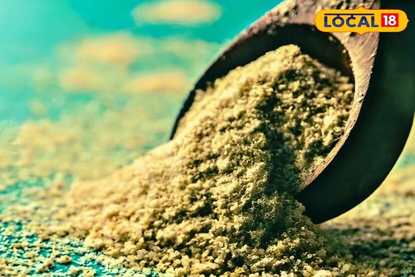 অর্ধেক চামচ হিং গরম জলে মিশিয়ে নিয়ে রোজ সকালে খালি পেটে এই জল খেতে হবে। তবেই মিলবে সবচেয়ে ভাল ফলাফল।