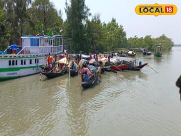 সুন্দরবনের পর্যটকদের ভিড়