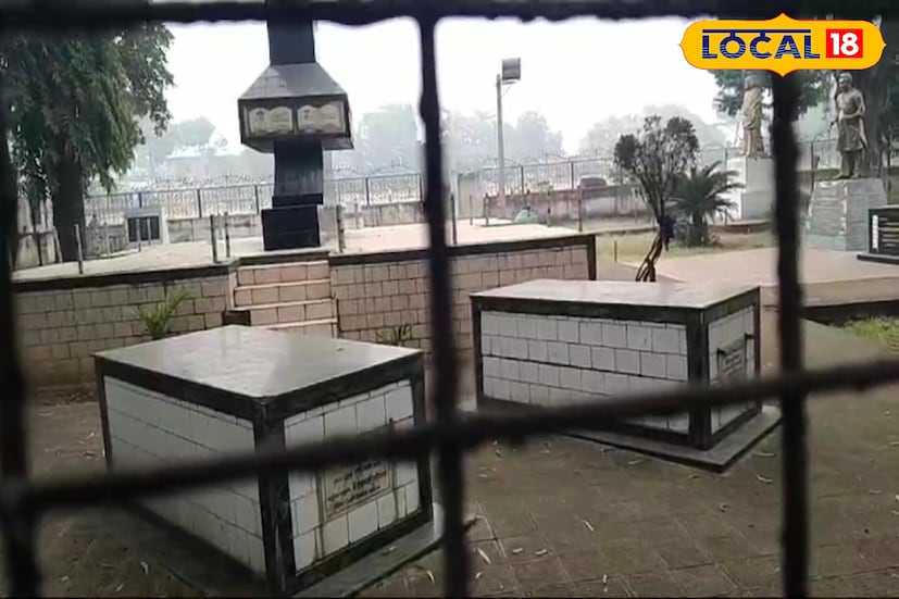 বিদ্রোহী কবির জন্মস্থানকে সাজিয়ে তোলা হয়েছে প্রশাসনের উদ্যোগে, তৈরি করা হয়েছে একটি মিউজিয়াম। যেখানে বিদ্রোহী কবির জীবনের অনেক অজানা কাহিনি একেবারে সামনে থেকে প্রত্যক্ষ করতে পারবেন। কবির জন্মস্থান এবং চুরুলিয়া গ্রাম ঘুরে পাবেন অন্য রকম স্বাদ।