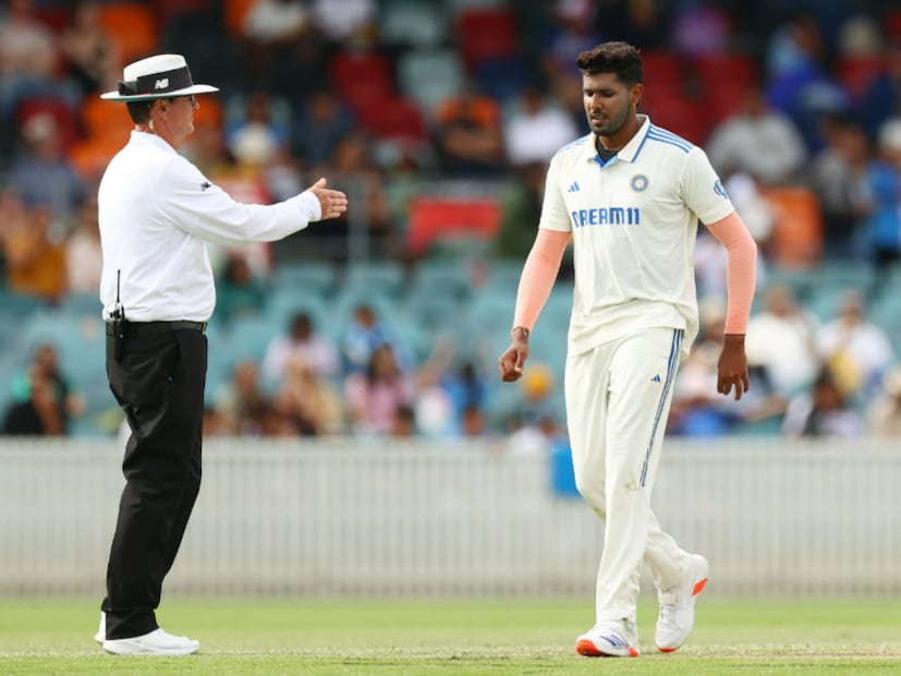 অনেকেই হর্ষিত রানাকে বাদ দেওয়ার পক্ষে সওয়াল করেছেন। তবে রানার পাশে দাঁড়িয়েছেন চেতেশ্বর পুজারা। জানিয়েছেন,&quot;রানা পারথে ভাল বোলিং করেছে। একটি ম্যাচ খারাপ করার কারণে ওকে বাদ দিলে ঠিক হবে না।&quot;