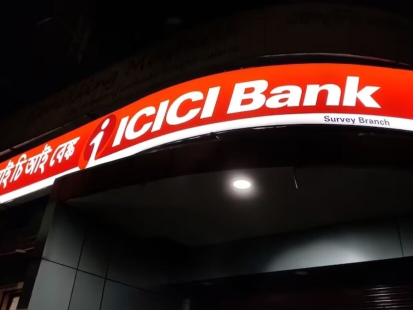 এখন ধরা যাক, কেউ ICICI ব্যাঙ্ক থেকে ১৫ বছর মেয়াদে ৪০ লাখ টাকা হোম লোন নিলেন। তাহলে তাঁকে প্রতি মাসে কত টাকা ইএমআই দিতে হবে? ইএমআই-এর পরিমাণ নির্ভর করবে সুদের উপর। আবার সুদের হার ঠিক হয় সিবিল স্কোরের উপর ভিত্তি করে।