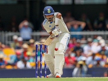 India vs England: ব্রিটিশদের কাঁদিয়ে ছাড়লেন! ইংল্যান্ডে পা রেখেই দুরন্ত সেঞ্চুরি ভারতীয় তারকার, করলেন নিজের জায়গা পাকা India vs England: ব্রিটিশদের কাঁদিয়ে ছাড়লেন! ইংল্যান্ডে পা রেখেই দুরন্ত সেঞ্চুরি ভারতীয় তারকার, করলেন নিজের জায়গা পাকা