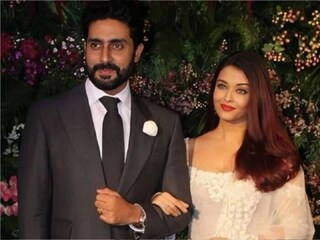 দু’জনকেই দেখা গিয়েছে গ্ল্যামারাস লুকে