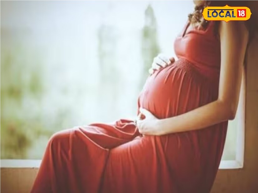 ওই চিকিৎসকের মতে, এমন পরিস্থিতিতে খাওয়া-দাওয়ার অভ্যাস থেকে শুরু করে সব কিছু কঠোর ভাবে মেনে চলা উচিত। অন্যথায় গর্ভস্থ শিশুর মারাত্মক ক্ষতি হয়ে যেতে পারে। এই সময় নারীদের মনে হাজারো প্রশ্ন ঘোরাফেরা করে। তাই গর্ভাবস্থায় যে বিষয়গুলির যত্ন নেওয়া উচিত, সেগুলি সম্পর্কে জেনে নেওয়া যাক।