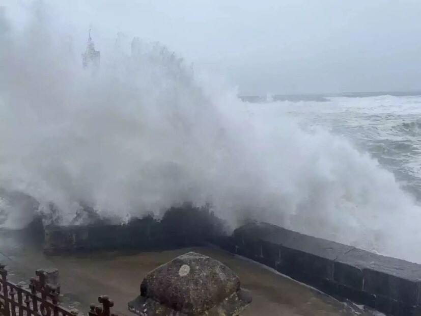 এর প্রভাবের কারণে, ১৫ জানুয়ারি পর্যন্ত তামিলনাড়ু, কারাইকাল, রায়ালসিমা, অন্ধ্রপ্রদেশ, কেরল, মাহে, ইয়ানাম, পুদুচেরিতে বজ্রবিদ্যুৎ-সহ ভারী বৃষ্টির সম্ভাবনা রয়েছে।