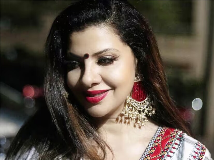 সন্তানসম্ভবা অভিনেত্রী সন্তান জন্মানোর আগেই মিসক্যারেজের মধ্যে দিয়ে গেলেন৷ এই চরম খারাপ খবর পেলেন ভোজপুরি অভিনেত্রী সম্ভাবনা শেঠ এবং তার স্বামী অবিনাশ দ্বিবেদী। সম্প্রতি তিনি তাঁর ফ্যানদের সঙ্গে দুঃখজনক খবরটি শেয়ার করেছেন, যা শুনে সকলেই শোকস্তব্ধ৷
