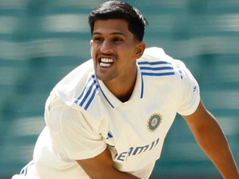 তনুশ কোটিয়ান এখন পর্যন্ত ৩৮টি ফার্স্ট ক্লাস ম্যাচ খেলেছেন, যেখানে তিনি ১১৩টি উইকেট নিয়েছেন। পাশাপাশি, তিনি ৪৩.৫০ গড়ে ১৯১৪ রান করেছেন, যার মধ্যে ১৬টি হাফ-সেঞ্চুরি ও ২টি সেঞ্চুরি রয়েছে।