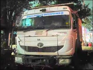 পুণের ঘাতক সেই ডাম্পার৷ 