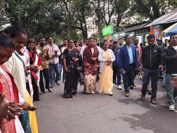 ২৬-এর ভোটের আগে আদিবাসীদের সমস্যা শুনলেন চার মন্ত্রী