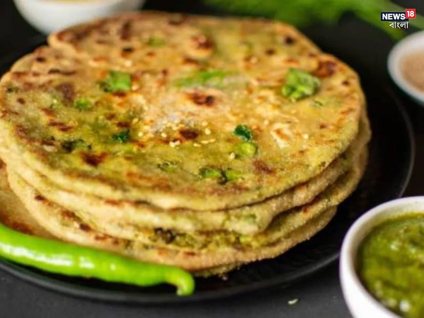 পরোটা তরকারি, চাটনি, দই, সস দিয়ে খাওয়া যায়। আর লুচি খাওয়া হয় বেগুন ভাজা, আলুর তরকারি দিয়ে। আবার মাংস দিয়েও পরোটা বা লুচি খাওয়া হয়।