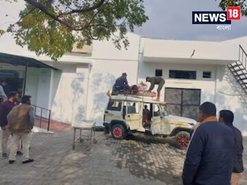 অ্যাম্বুলেন্সের ভাড়া দিতে ব্যর্থ! ভাই-এর দেহ ট্যাক্সিতে বেঁধে ১৯৫ কিমি পথ অতিক্রম মহিলার
