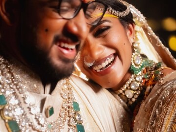 পিভি সিন্ধু এবার 'ডাবলস'! উদয়পুরে বিয়ে সাড়লেন ভারতের ব্যাডমিন্টন তারকা