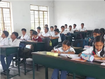 আপার প্রাইমারিতে ওয়েটিং লিস্ট প্যানেলে থাকা ২6০০ প্রার্থীকে ডাক