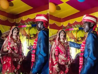 বিয়ের মঞ্চে হুলস্থূল !