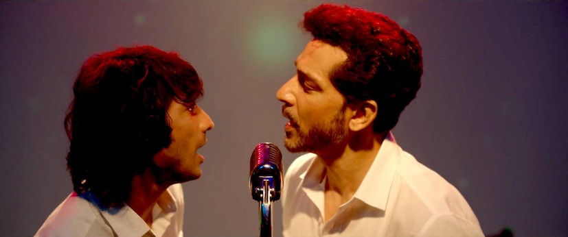 দেবজ্যোতি মিশ্র এর সুরে , রিতম সেন, পরিচালক প্রতিম ডি. গুপ্তের লেখা এবং কিংবদন্তি উষা উত্থুপের গাওয়া ‘জানি না মানে’ শীর্ষক সেই গানের ভিডিয়োয় তাঁদের সঙ্গ দিয়েছেন অভিনেত্রী লহমা ভট্টাচার্য। 