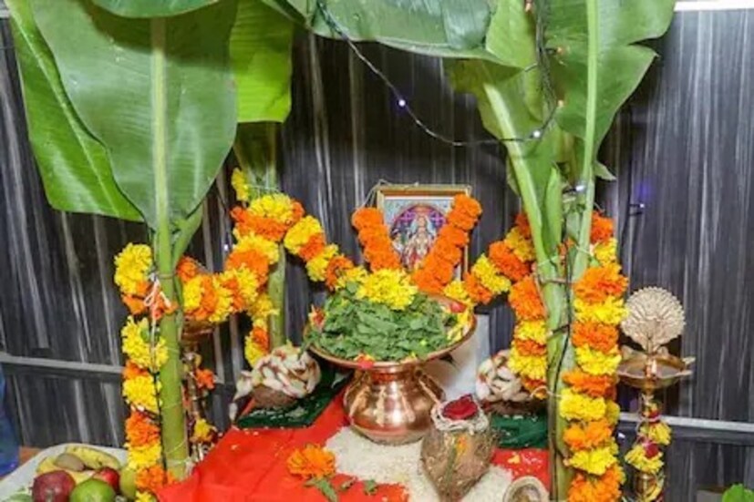 এই পূর্ণিমা তিথিতে সত্যনারায়ণ পুজো করার শুভ সময় সন্ধ্যা ৪.৫০ থেকে সন্ধ্যা ৬.২৬ মিনিট পর্যন্ত। গঙ্গাস্নানের শুভ সময় সকাল ৬.১৫ থেকে দুপুর ২.৩০ পর্যন্ত।
