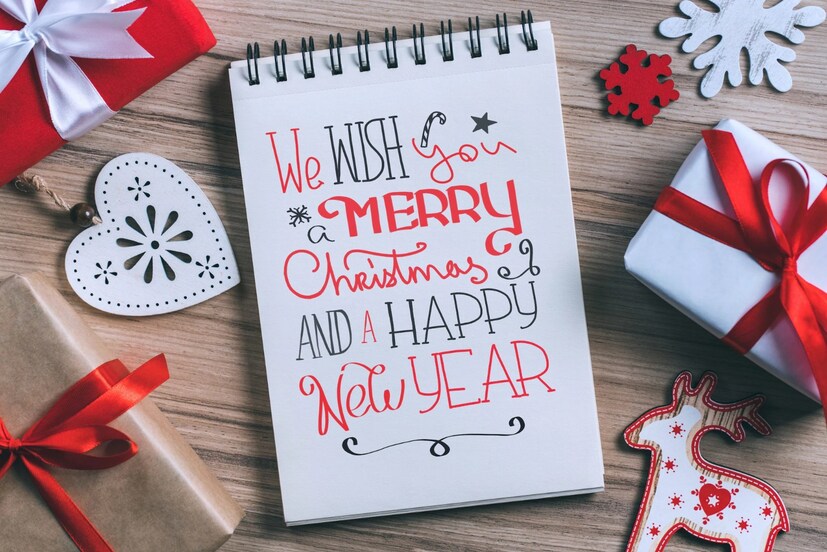 জনপ্রিয় ক্রিসমাস ক্যারল “We wish you a Merry Christmas&quot;-ও প্রচলিত হয়েছিল ১৫০০ শতকেই৷ গবেষকদের বিশ্বাস প্রাচীন গ্রেট ব্রিটেনের ধর্মগুরুরাও ক্রিসমাস শুভেচ্ছার ক্ষেত্রে ‘Merry Christmas’-এর বদলে “Happy Christmas&quot; বলতে উৎসাহিত করতেন৷ 