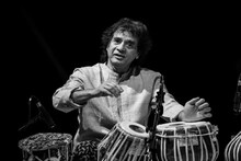 হল না শেষরক্ষা, তাল থামল কিংবদন্তির,সান ফ্রান্সিসকোর হাসপাতালেই প্রয়াত জাকির