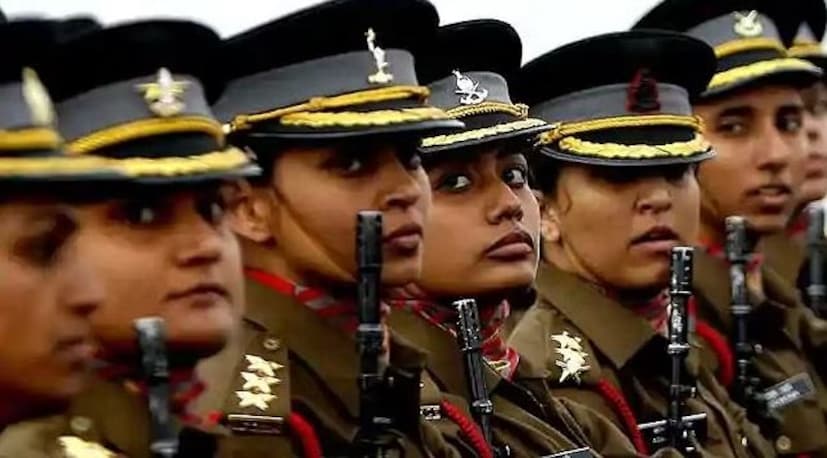 ভারতীয় মিলিটারি কলেজে ভর্তির জন্য প্রয়োজনীয় নথি:রাষ্ট্রীয় ভারতীয় সামরিক কলেজে (RIMC) ভর্তির জন্য আবেদনপত্রের সঙ্গে নিম্নলিখিত নথিগুলি যুক্ত করতে হবে। -দুটি পাসপোর্ট সাইজের ছবি -বসবাসের শংসাপত্র -জন্ম শংসাপত্র (পৌর কর্পোরেশন/গ্রাম পঞ্চায়েত দ্বারা জারি করা) -SC/ST শংসাপত্র (যদি প্রযোজ্য হয়)