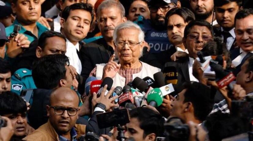 নিরাপত্তা ক্লিয়ারেন্স ভারতের নিরাপত্তার জন্য গুরুতর প্রশ্ন তুলেছে, বিশেষ করে উত্তর-পূর্বে কারণ বাংলাদেশে ক্রমবর্ধমান রাজনৈতিক ল্যান্ডস্কেপ এই অঞ্চলে চরমপন্থী গোষ্ঠীগুলিকে সহায়তা করতে পারে এমন উদ্বেগ বাড়ছে।