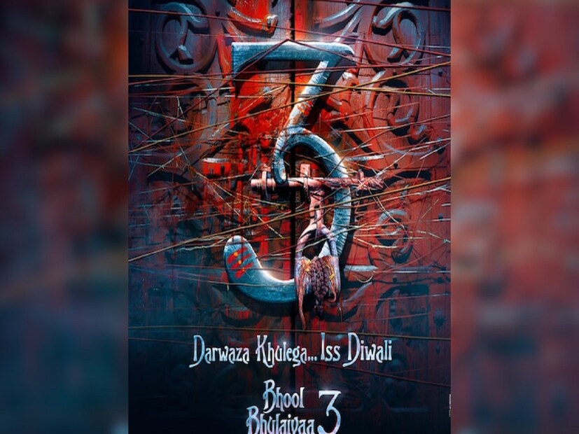 প্রবেশ মূল্য এই দুর্গের বেশ কয়েকটি অঞ্চল সংগ্রহশালা হিসেবে নির্মিত হয়েছে৷ এই দুর্গে ভারতীয়দের প্রবেশ মূল্য ১০ টাকা৷ 