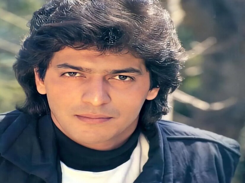 দ্য গ্রেট ইন্ডিয়ান কপিল শোতে হাজির হয়ে চাঙ্কি কপিল শর্মাকে বলেছিলেন সেই সময়ে তিনি যে কোনও ইভেন্টে যোগ দিতেন৷ একদিন এরকমভাবেই অজান্তে শেষকৃত্যেও যোগ দেন৷  অন্ত্যেষ্টিক্রিয়ায় কান্নাকাটি করলে তাকে শুধুমাত্র এতে যোগ দেওয়ার জন্য টাকা দেওয়া হয়েছিল তাই নয়, দেওয়া হয়েছিল  অতিরিক্ত টাকাও৷