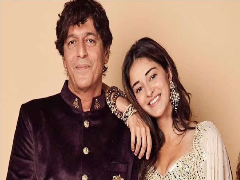 বি টাউনে বাড়তি আয়ের একটি মাত্র উৎস বিভিন্ন অনুষ্ঠানে যোগ দেওয়া সেলিব্রিটি হিসেবে৷ তিনি বলেন,  ‘‘আমার একটা ব্যাগ রেডি থাকত, যে আমাকে ডাকবে আমি আমার ব্যাগটা নিয়ে দৌড় দিতাম—সেটা বিয়ে হোক, জন্মদিন হোক বা মুণ্ডন অনুষ্ঠান হোক। একদিন সকালে একজন সংগঠকের ফোন পেলাম। জিজ্ঞেস করলেন, ‘আজ কী করছ?’’