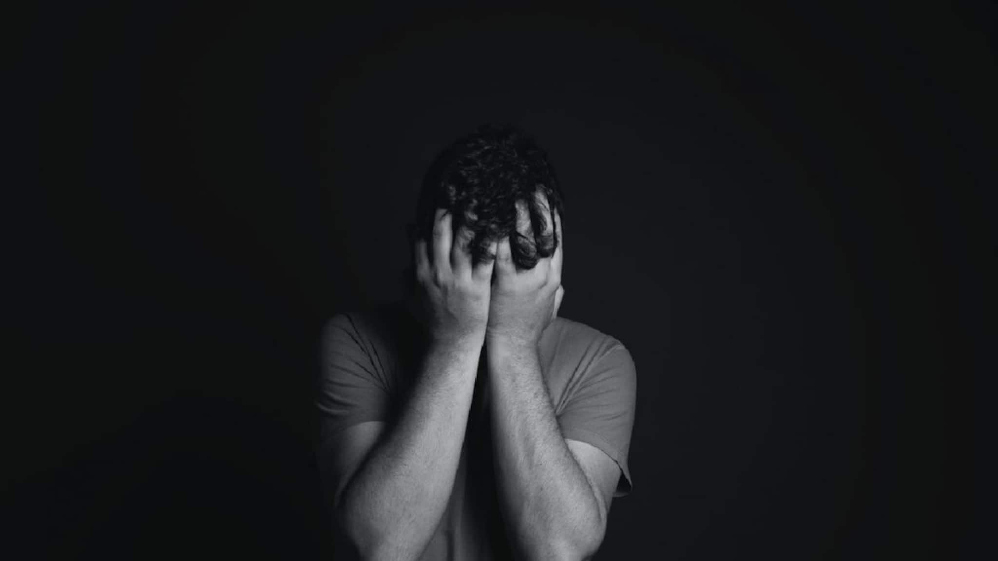 North Bengal news: বেসরকারি ব্যাঙ্কের কোষাধ্যক্ষের নিজেকে শেষ করার ঘটনায় গ্রেফতার ২! তদন্তে পুলিশ