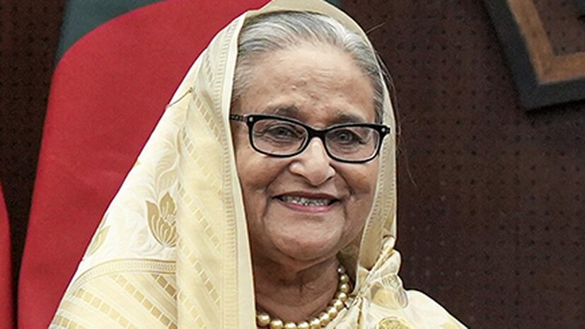 এর আগেও বাংলাদেশের প্রধানমন্ত্রী শেখ হাসিনা নিয়ে ভারত বাংলাদেশের টানাপড়েন চলছিলই। এবার আবার ভারতকে হুমকি দিলেন বাংলাদেশের আইনি উপদেষ্টা। 