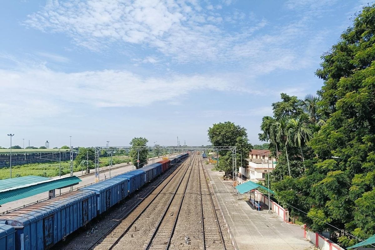 Indian Railway: হাইস্পিড ট্রেন পাবে কি বাংলা? রেল নেটওয়ার্কে কি থাকছে? রেলের বিরাট ঘোষণা