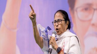 প্রতিবাদ কর্মসূচির ডাক মমতার। ছবি- সংগৃহীত