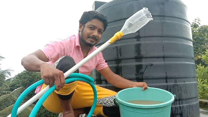 ১. প্রয়োজনীয় আইটেম প্রস্তুত করুন আগে:- গ্লাভস, মাস্ক এবং ব্রাশ
- ব্লিচিং পাউডার বা ক্লোরিন
- পাইপ বা বালতি
- পরিষ্কার কাপড় এবং জলের পাম্প