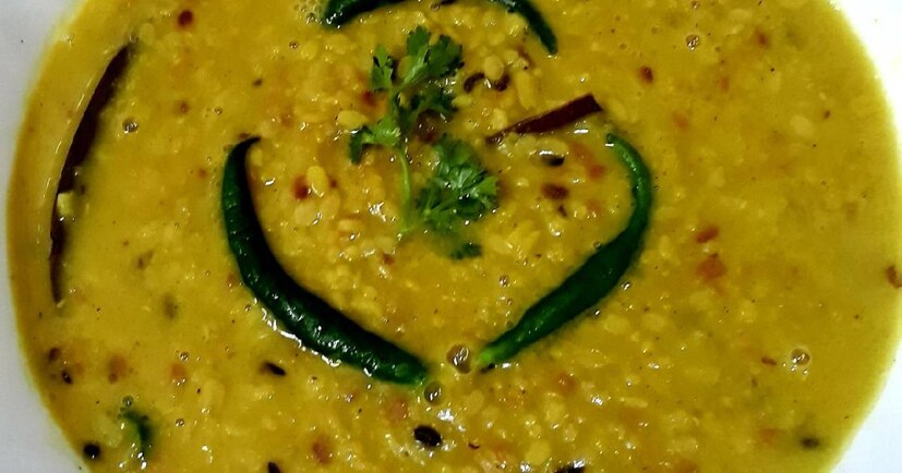 ২. বিউলি ডালঅড়হর ডালে উচ্চ পরিমাণে পিউরিন থাকে। এতে গাউট এবং ইউরিক অ্যাসিডের সমস্যা বাড়তে পারে। অতএব, এটি খাওয়া এড়িয়ে চলা উচিত।