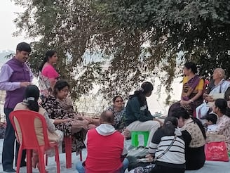 বড়দিনে পিকনিকের মুডে বর্ধমান, চলল নৌকাবিহার থেকে খেলাধুলা