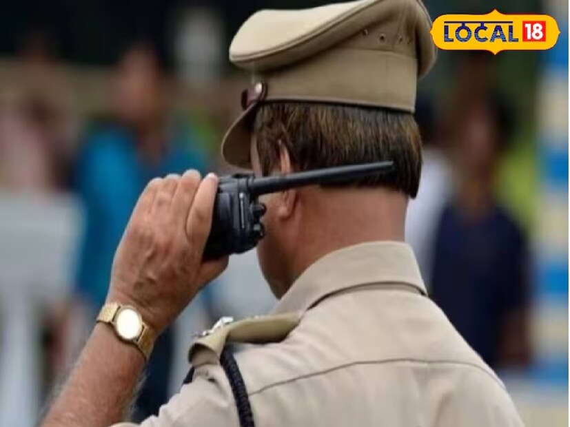 ঘটনাটি বেরেলি জেলার বাহেড়ি থানা এলাকার। উত্তরাখণ্ড রাজ্যের কিচ্ছা শহরের বাসিন্দা জিশান ও দানিশ নামে দুই ভাইয়ের মধ্যে মামলা চলছে। এ ঘটনায় দুজনেই বাহেড়ি থানায় একে অপরের বিরুদ্ধে মামলা করেন। উভয়ের মামলাই তদন্তভার পান সাব-ইন্সপেক্টর দীপচাঁদ।