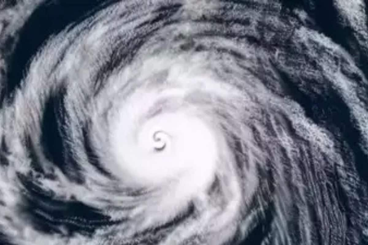 Cyclonic Circulation IMD: ধেয়ে আসছে ঘূর্ণাবর্ত…! জানুয়ারি জুড়ে আবহাওয়ার চরম হুঁশিয়ারি, কী হবে বাংলায়? আইএমডি দিল বিরাট আপডেট