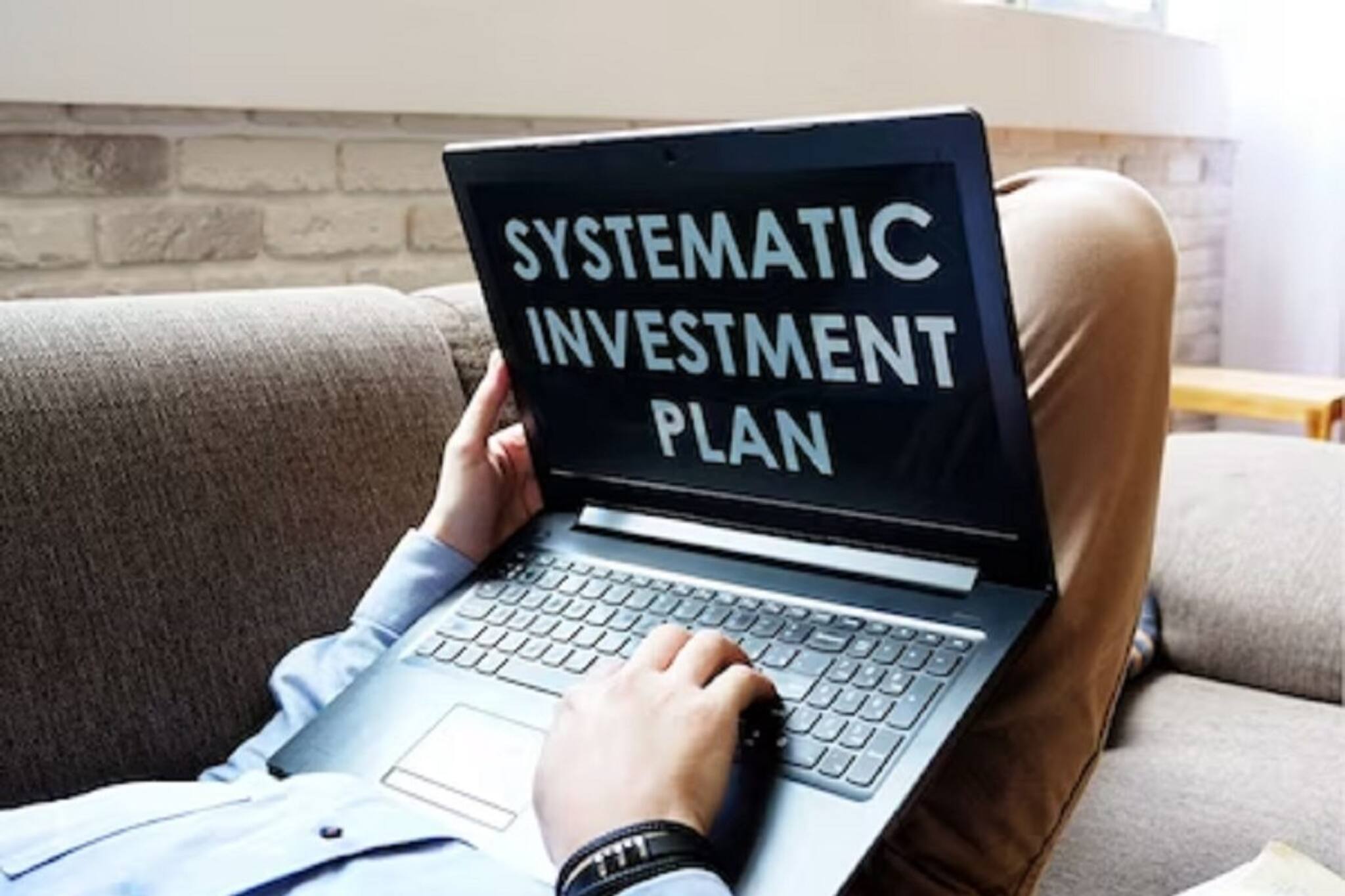 ৭ বছরে ৪ গুণের বেশি রিটার্ন! মালামাল করেছে এই ৫ মিউচুয়াল ফান্ডের SIP