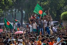 একগুচ্ছ দাবিতে বাংলাদেশে ভারতীয় হাই কমিশন ঘেরাও! তীব্র 'ভারত বিরোধী' স্লোগান