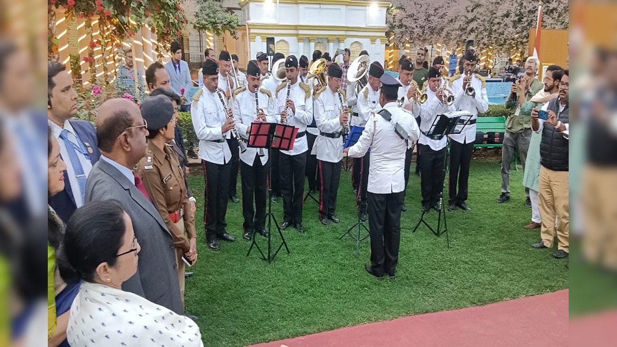 kolkata police band allegedly barred from entering raj bhavan on republic day 2025