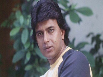 যোগীতা বালিকে বিয়ে করার বছরই আরেকটা বিয়ে করেছিলেন মিঠুন,প্রথম স্ত্রী কে জানেন?